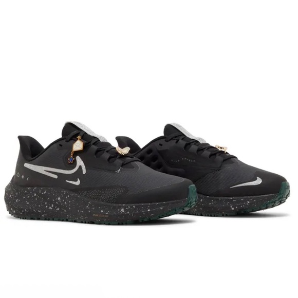 Nike Shoes - Nike Air Zoom Pegasus 39 Shield Bling Shoes